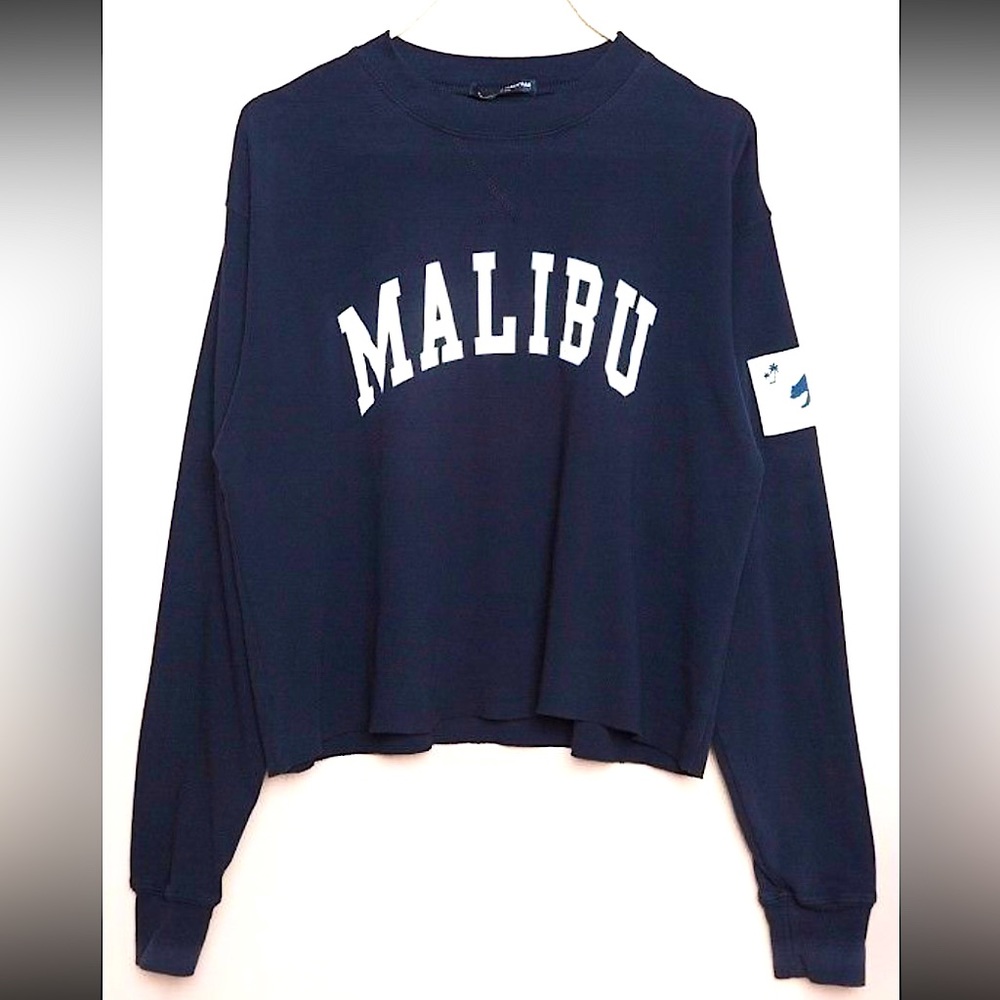💙NEW💙 Brandy Melville Navy Cropped Long Sleeve Malibu Flag Tee